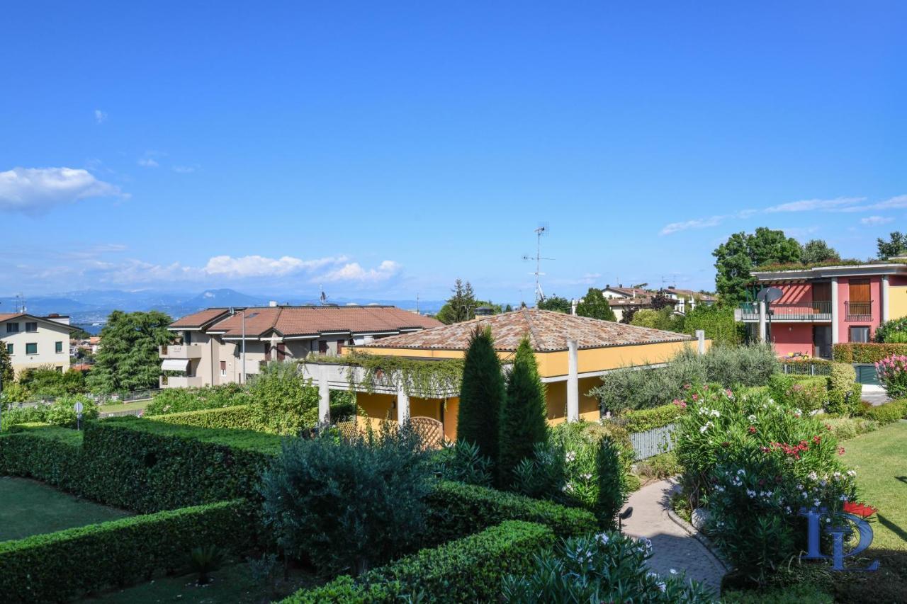 Desenzanoloft Official Partner Marriott Homes & Villas -Butterfly And 5 Pools Family Apartment Desenzano del Garda Exterior photo
